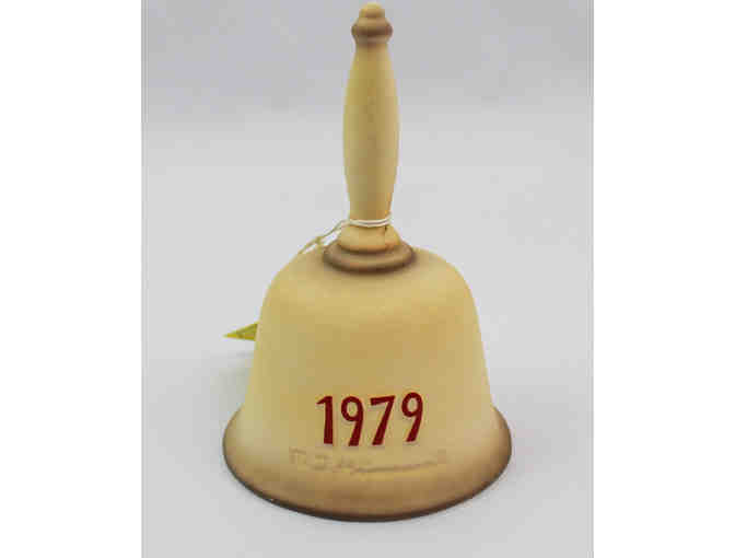 1979 M.I. Hummel Goebel Annual Bell