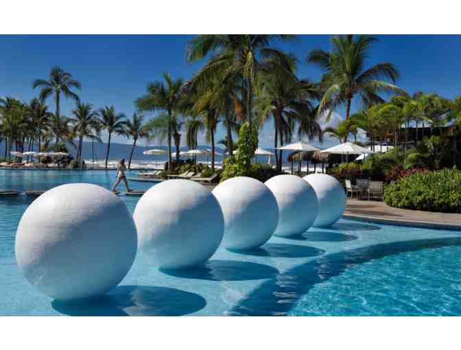 Luxury Mexico Resort 5 Night Stay in Riviera Maya, Nuevo Vallarta, Puerto Vallarta, Puerto