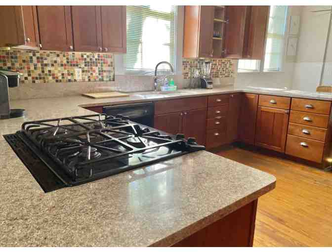 3-Night Weekend stay at the Perry Street Retreat!