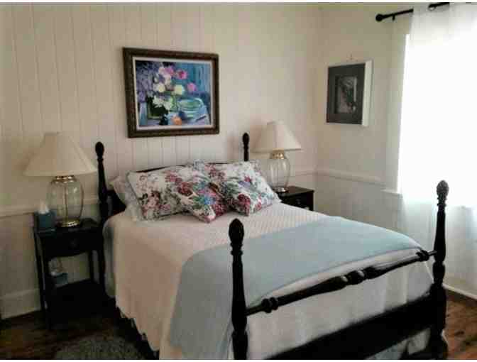 One Week Stay at Two bedroom Cabin on Lake Martin (near Kowaliga) plus $50 gift card!