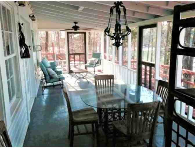 One Week Stay at Two bedroom Cabin on Lake Martin (near Kowaliga) plus $50 gift card!