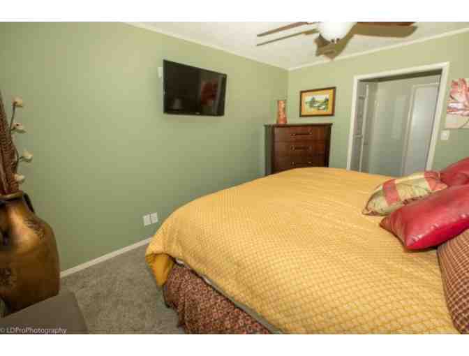 Four-night stay at a one bedroom, one bath condo in Destin, Florida!