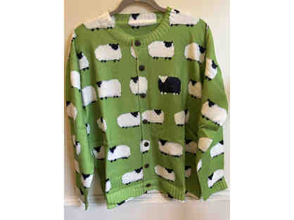 GREEN CARDIGAN SWEATER WITH SHEEP-SIZE XL