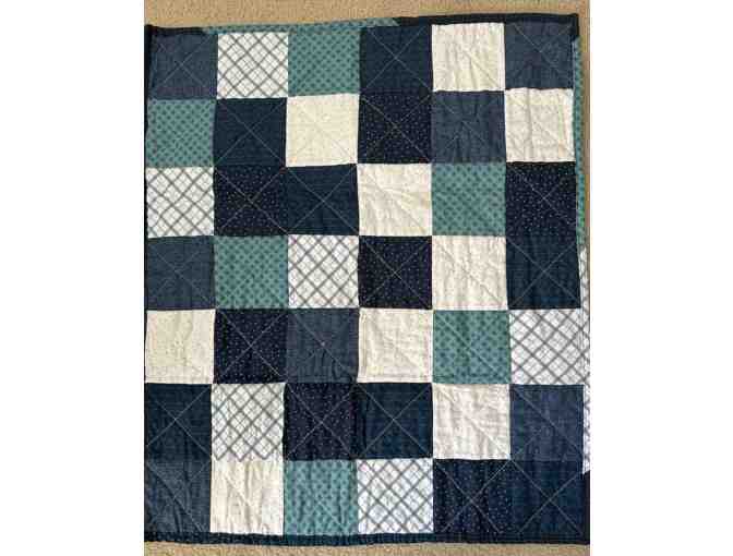 Handmade Blue & White Quilt - Photo 3