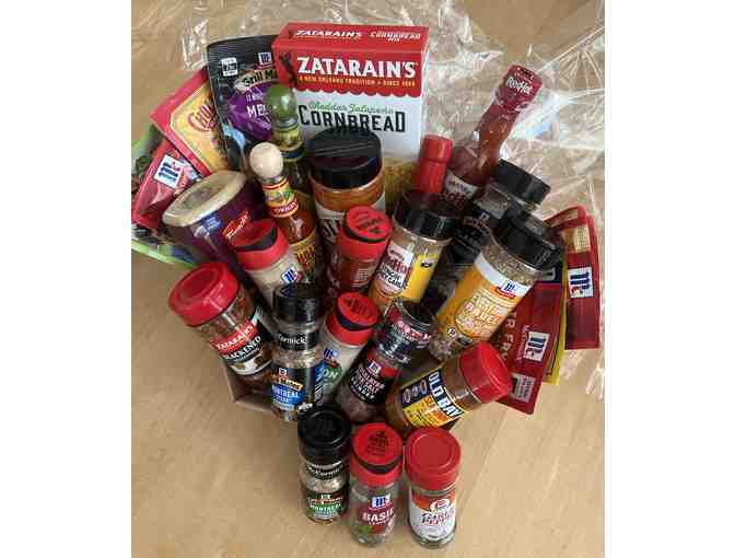 McCormick Gourmet Gift Basket - Photo 1
