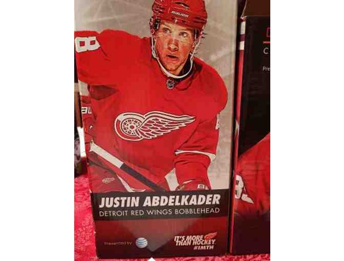 Red Wings Bobbleheads and Autographed Photo