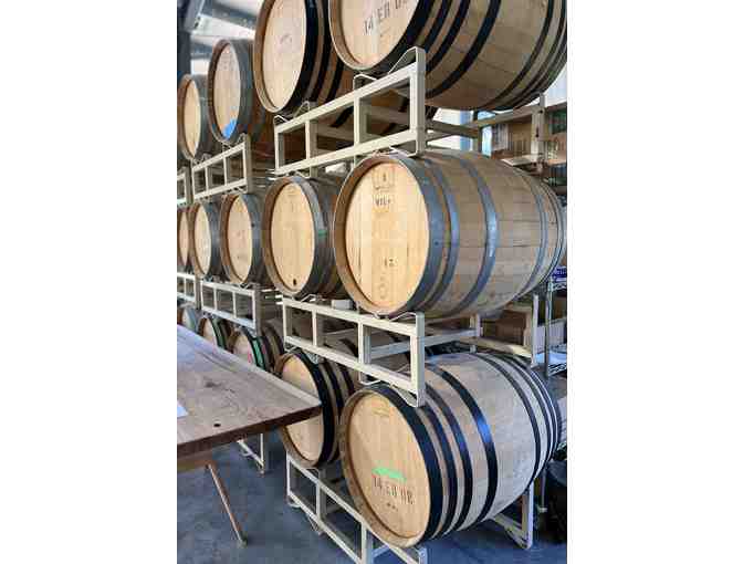 Winery Tour & Tasting