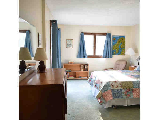 ONE WEEK STAY FOR EIGHT IN FRANCONIA, NH LODGE