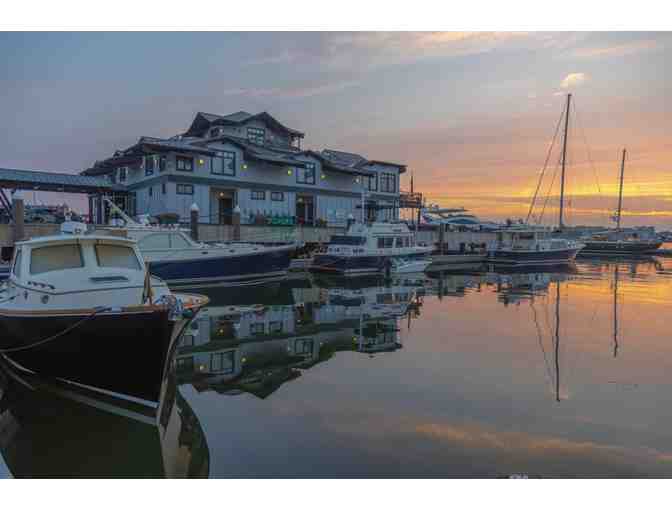 BOSTON YACHT HAVEN INN & MARINA & GIFT CARD TO PREZZA