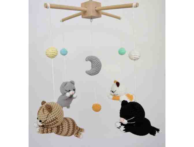 Crochet Cat & Kittens Mobile - Photo 1