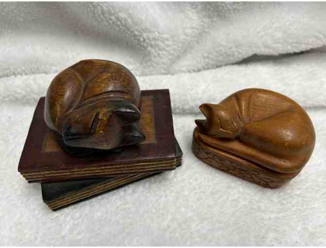 Sleeping Cat Wooden Bookends - Photo 1