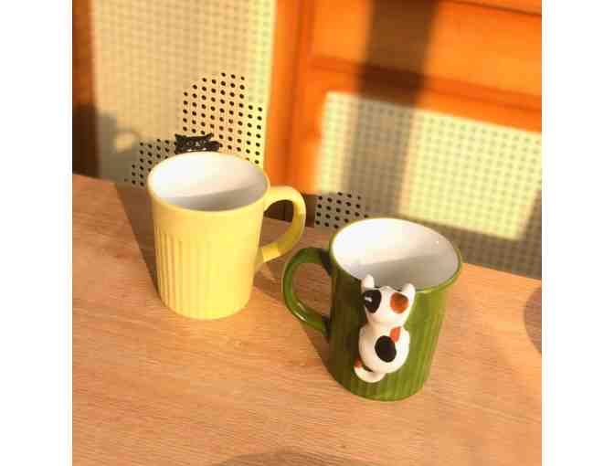 Peeking Cat Mugs: Set of 2 - Photo 3