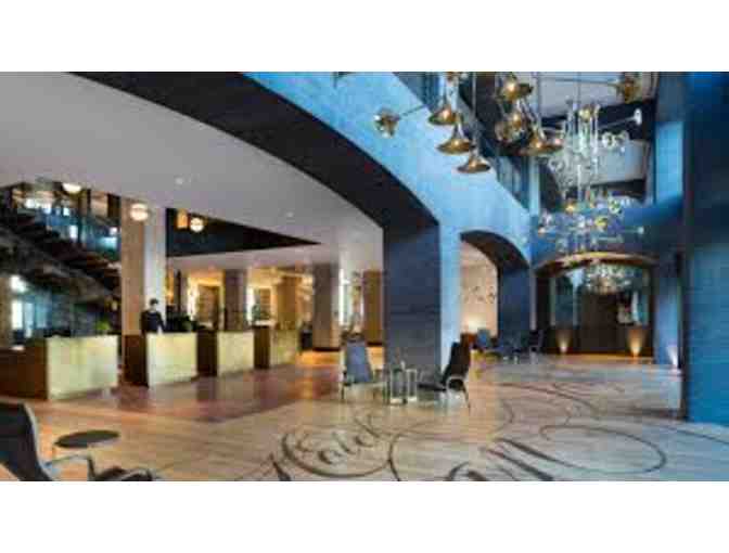 Night in Austin, TX (Hotel + Dinner)