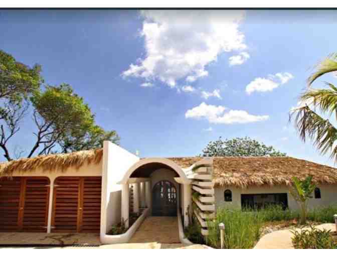 One Week Stay in Surfer's Nicaragua Paradise!