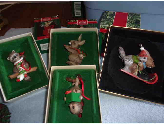 Lot 14 Hallmark Keepsake and Avon Critter Christmas