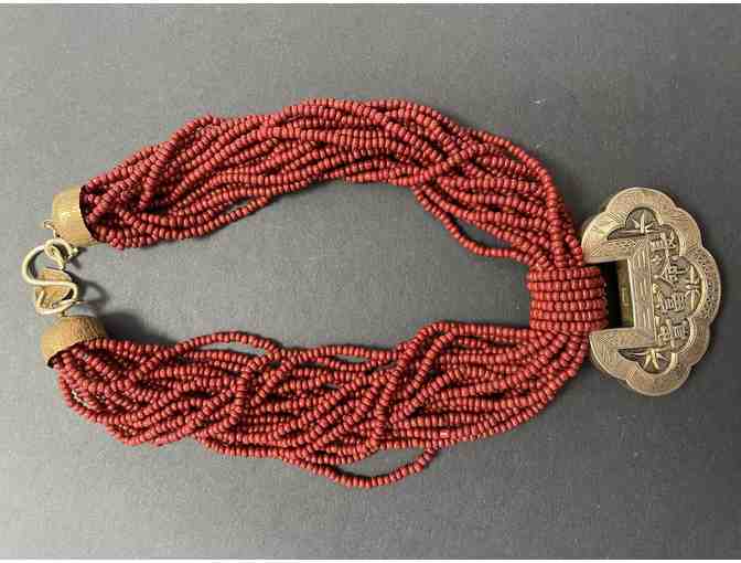 Unique 'Discoveries Unlimited' Necklace