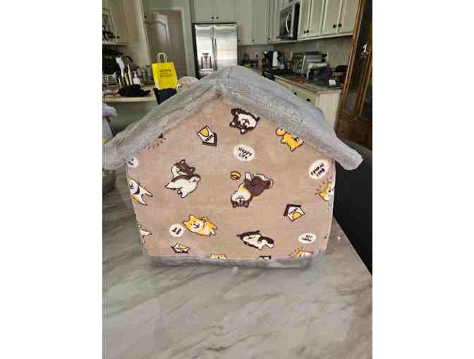 Plush Dog House Tan w/ cute shibas