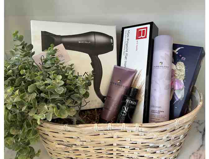 Glam from the shoulders up