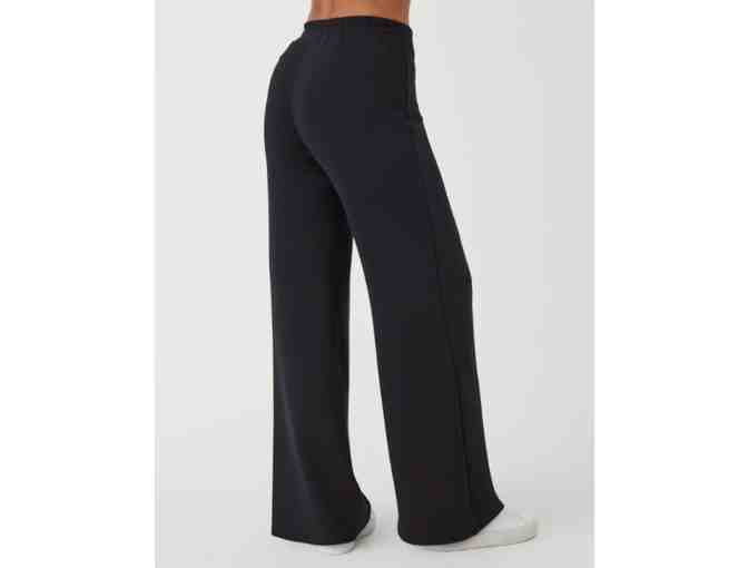 Spanx - Air Essentials