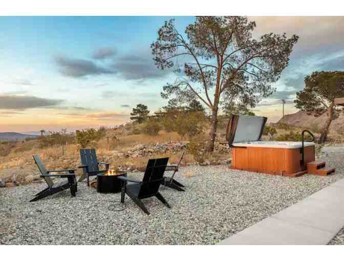 2 night weekday stay in Yucca Valley