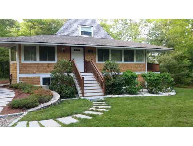 Weeklong Stay for Nine in Cape Cod