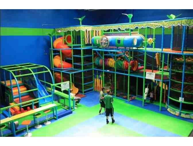 Rebounderz - Indoor Trampoline Arena