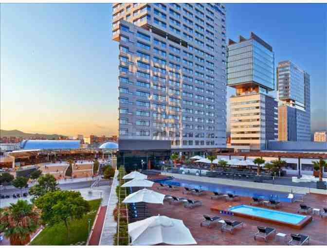 2 Nights in a New King Guest Room w/ Breakfast the Hilton Diagonal Mar Barcelona