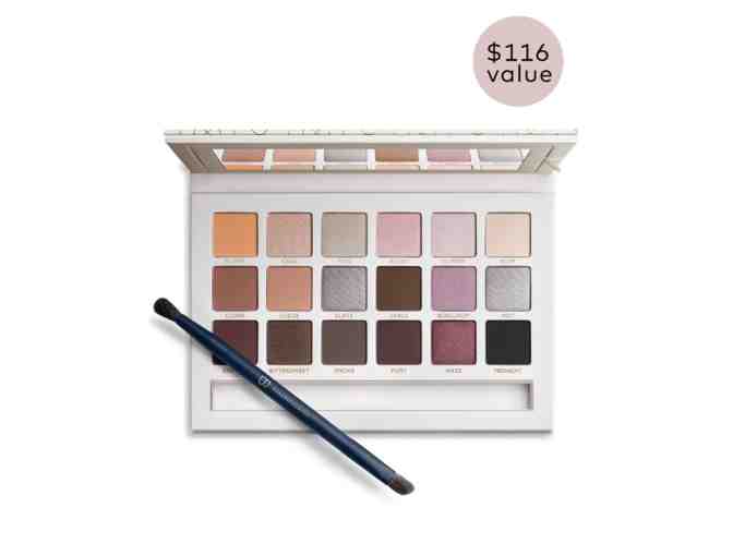 Makeup Session with PWE mom/Professional makeup artist + Product!