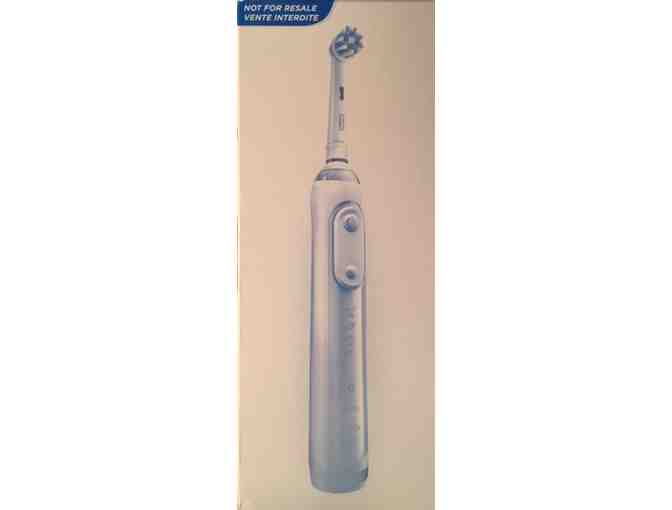 Oral-B Genius Rechargeable Toothbrush with Position Detection