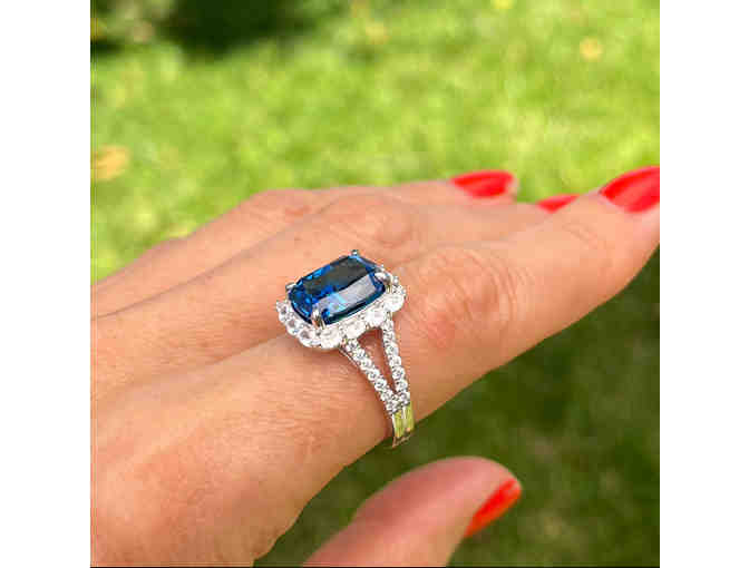 Detective's Delight: Striking Blue Sapphire Cocktail Ring