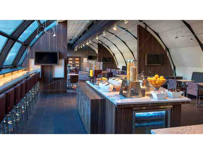 NYC Weekend Getaway: Hotel, Flights & Dining