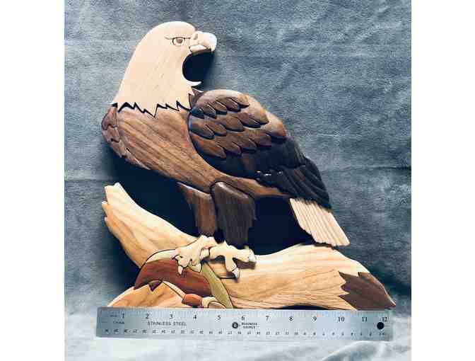 PREMIER - Intarsia Fishing Eagle