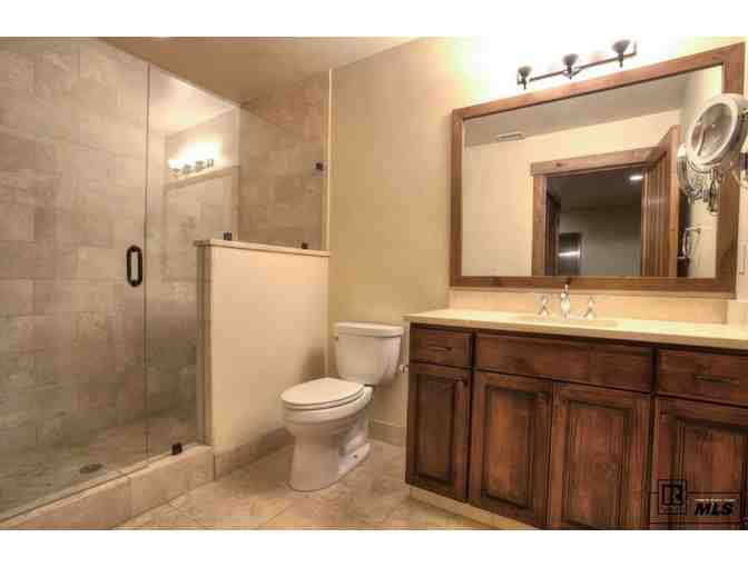 LIVE - Luxury Weekend in Steamboat on Main Street