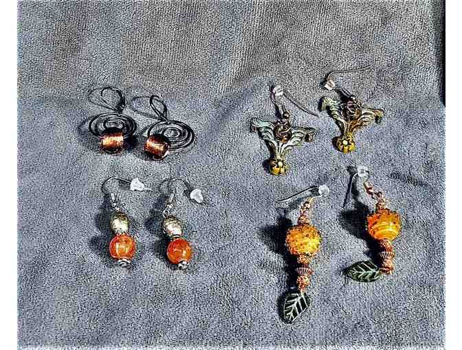 Bird Heard Jewelry and Ornamentation