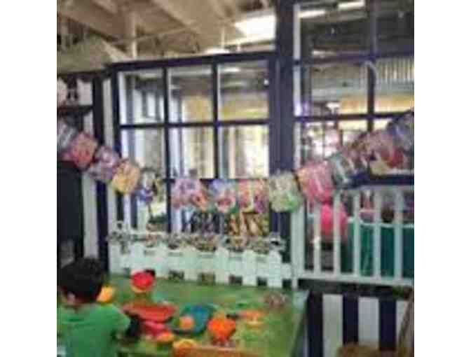 Art Class at Art Zone