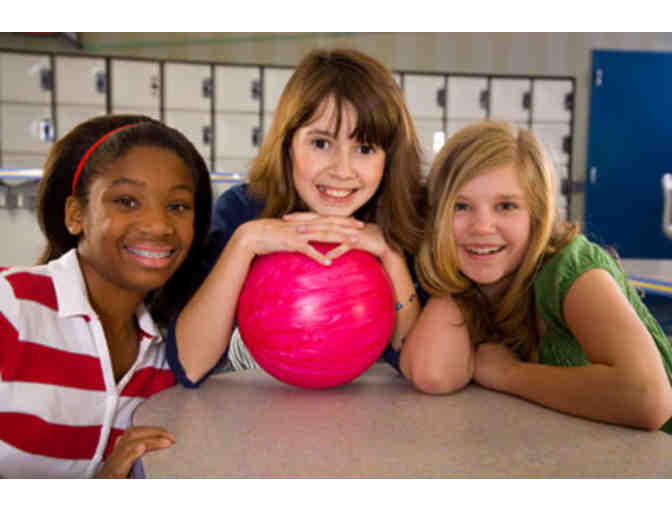 WOW Zone Bowling Party Package