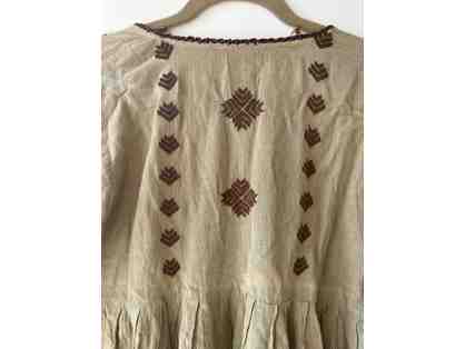 Meena Mehal Poetic Threads Embroidered Top (Size M)