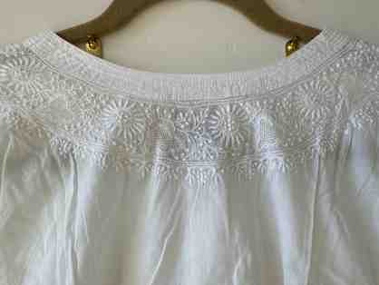 World renowned Indian Designer Bhairvis Chikan Embroidered White Top (Size M)