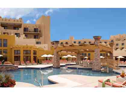 Hilton Buffalo Thunder Resort (One Night Stay & Breakfast for Two)
