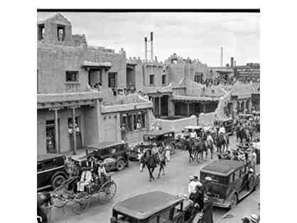 La Fonda Private Art & History Tour for up to 12 people