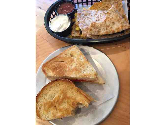 Autumn Nomad Cakes & Cafe - $20 Gift Certificate