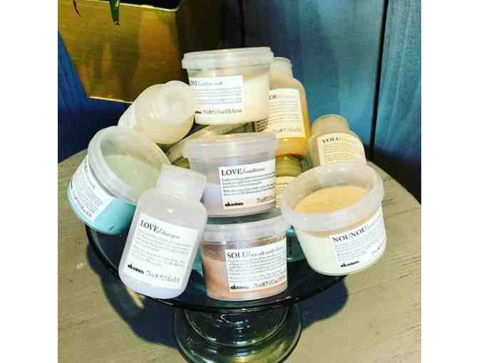 Yara Hair Studio - Women's Cut & Style