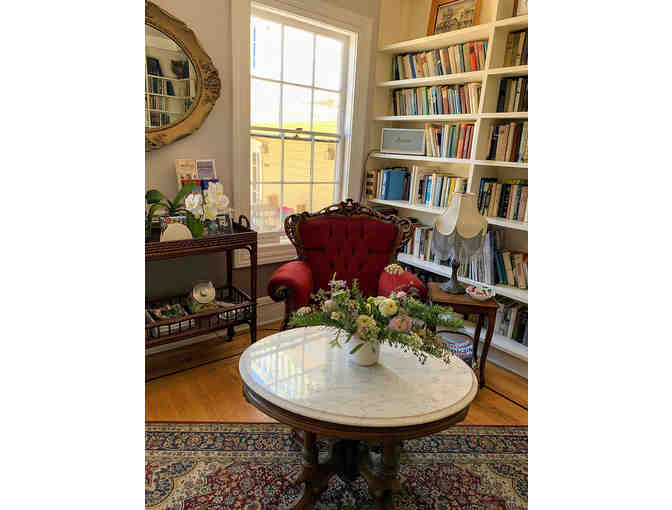 GETAWAY PACKAGE: Inn at Benicia Bay One-Night Stay + $50 at Amore Bistrot + Bubbles!