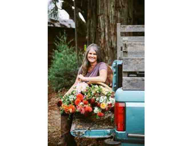 One Large Garden Style Centerpiece - by JoLee Blooms & Design