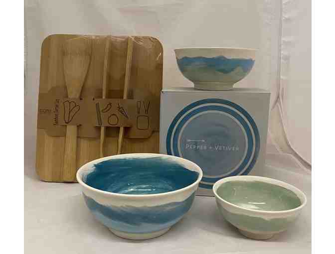 Sustainable Bamboo Serving Set and Three Nesting Bowls