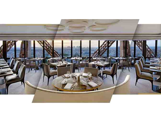 3 Nights + Michelin Lunch in Eiffel Tower