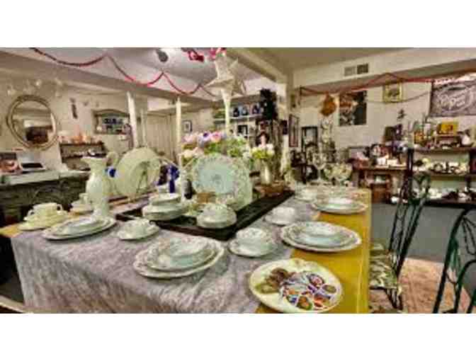 $50 gift card to Purveyors On Pond