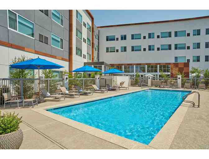 Element San Jose Milpitas - 2 Night Stay with Breakfast and Parking!