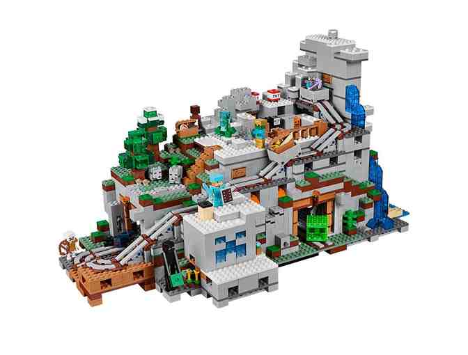 Lego: Minecraft - The Mountain Cave #21137 - 2863 pieces (ages 12+)