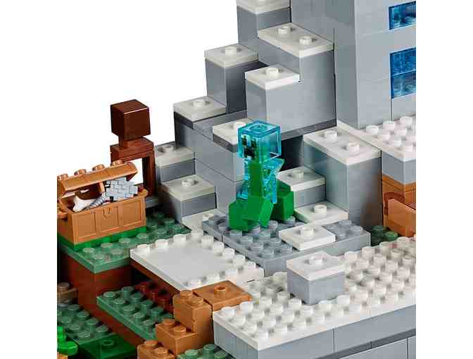 Lego: Minecraft - The Mountain Cave #21137 - 2863 pieces (ages 12+)